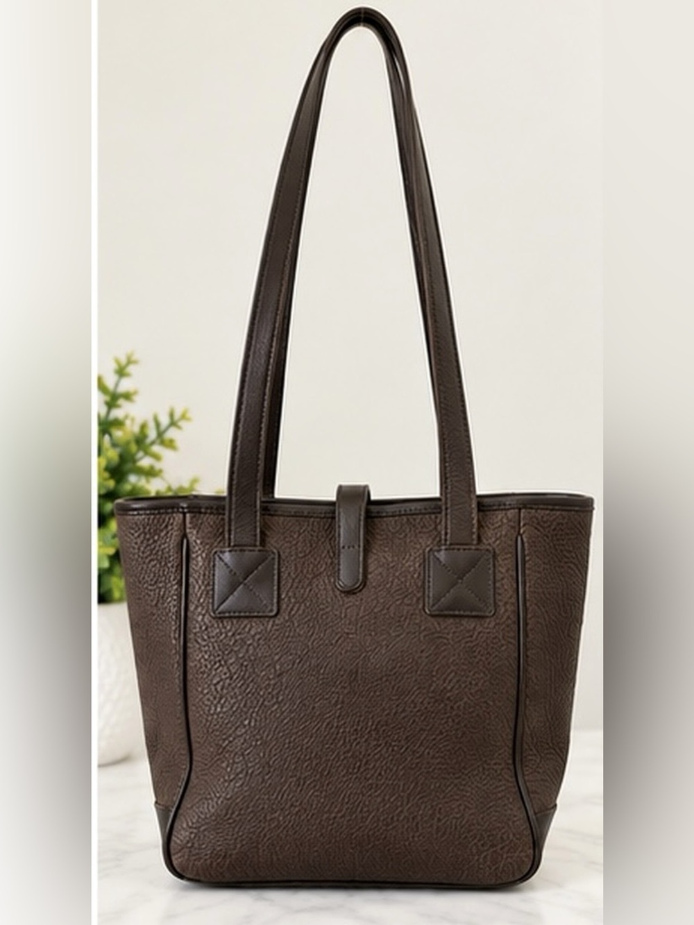Vintage Dooney & Bourke Brown Leather Pebbled Tote with Gold Hardware - Picture 2 of 6